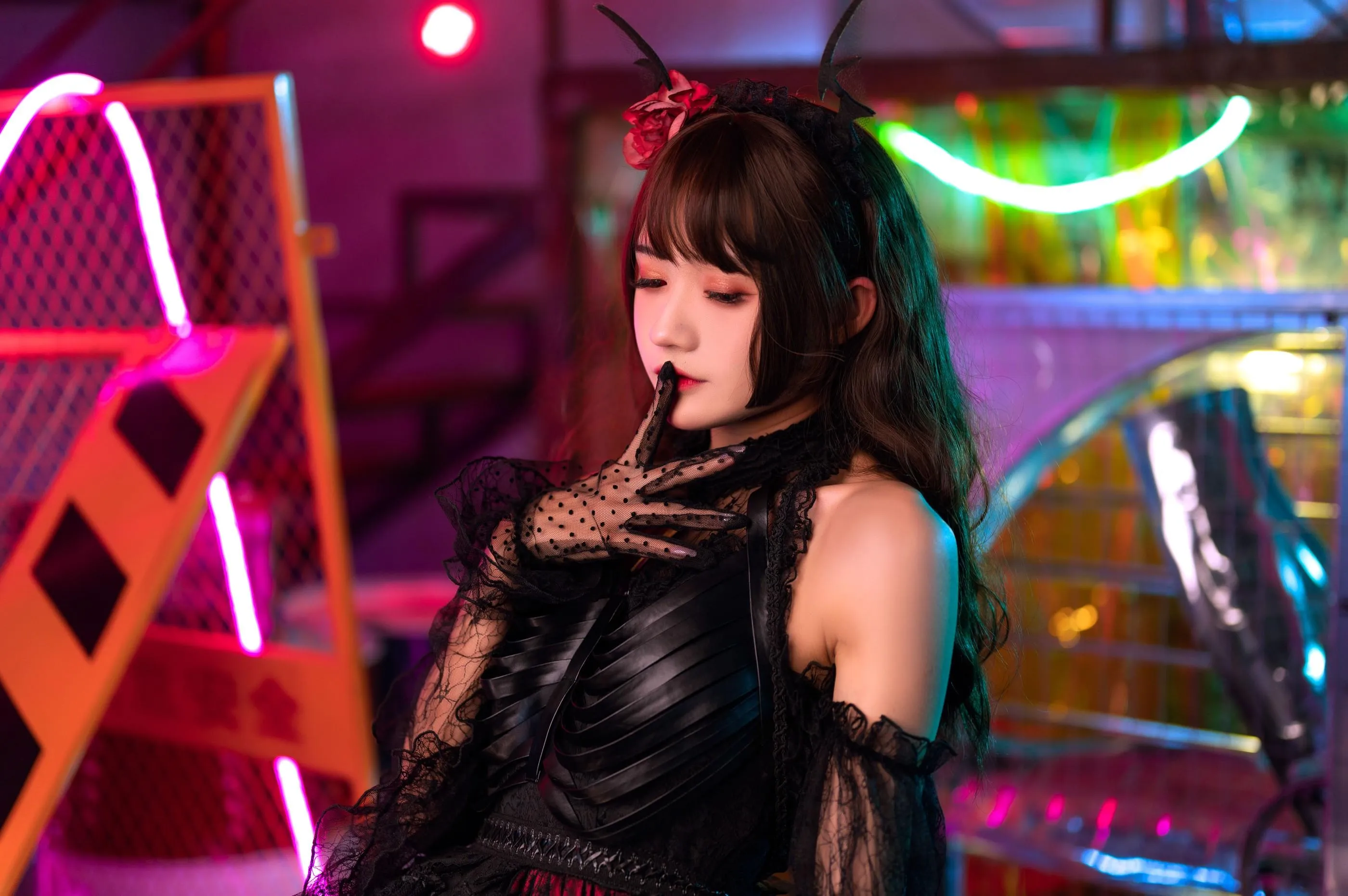 [艺图语] 2022.06.04 肋骨 兔子Zzz不吃胡萝卜 [27P]插图3